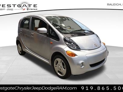 Used 2012 Mitsubishi i SE