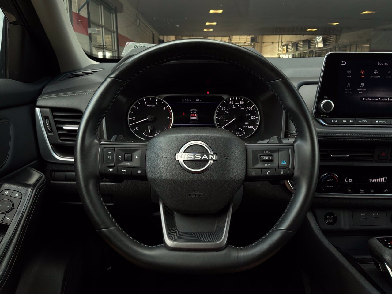 Used 2025 Nissan Rogue SV FWD image 35
