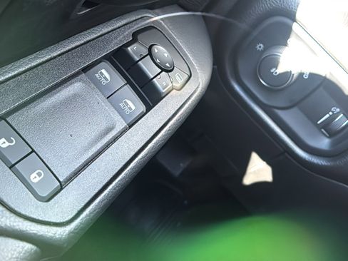 New 2026 RAM 5500 Tradesman w/ Chrome Appearance Group AWD/4WD image 25