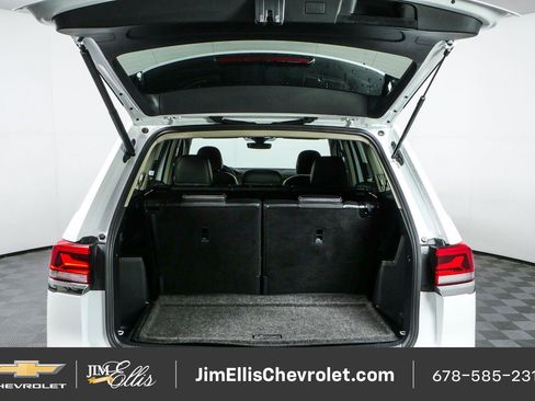 Used 2024 Volkswagen Atlas SE FWD image 29