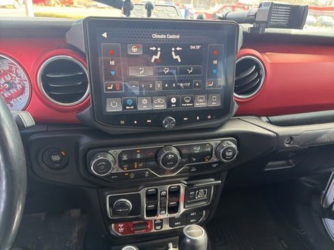 Used 2021 Jeep Gladiator Rubicon image 24