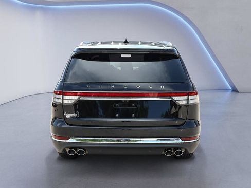 Certified 2023 Lincoln Aviator Reserve w/ Elements Package Plus AWD/4WD image 6
