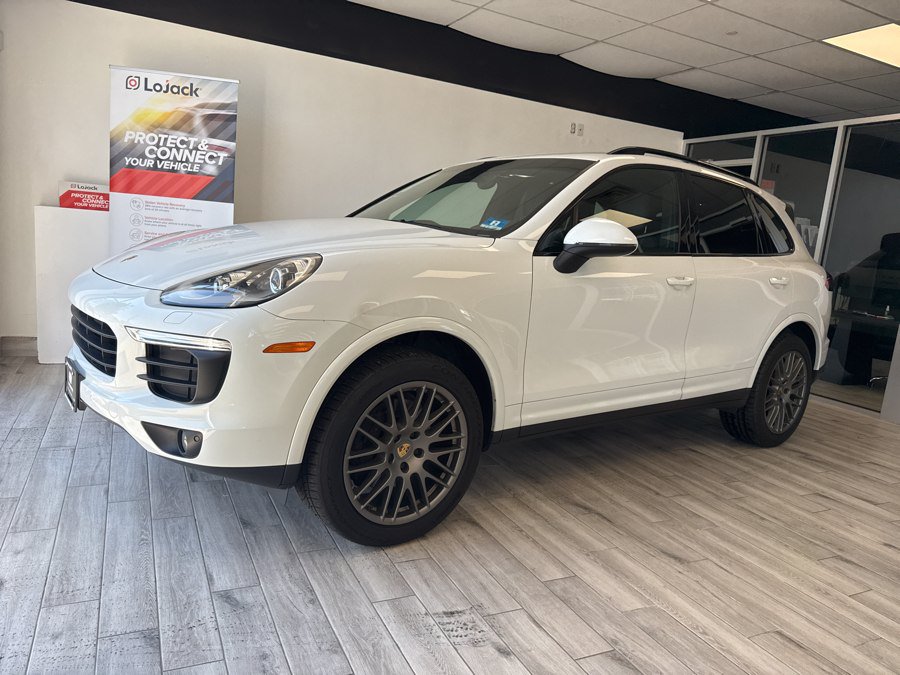 Used 2017 Porsche Cayenne Platinum Edition AWD/4WD image 1