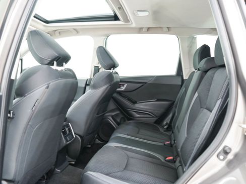 Used 2019 Subaru Forester Premium w/ All-Weather Package AWD/4WD image 14