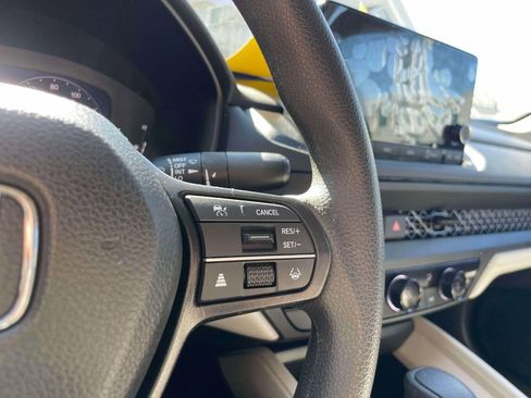 Certified 2025 Honda Accord LX image 23