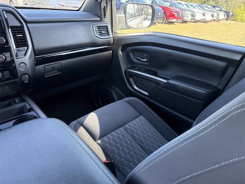 Certified 2024 Nissan Titan SV w/ SV Bronze Edition Package image 29