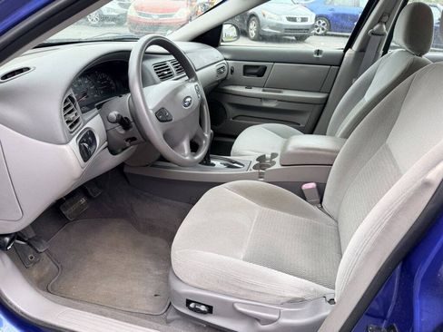 Used 2003 Ford Taurus SE FWD image 8