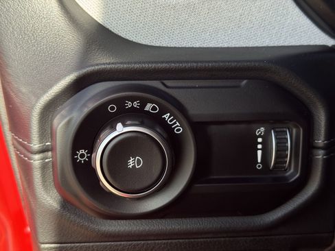 Used 2024 Jeep Wrangler Sahara w/ Technology Group image 21