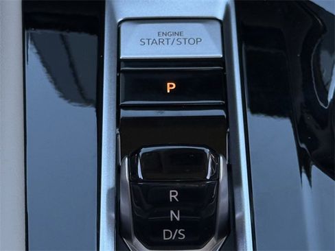 New 2026 Volkswagen Atlas SE image 18