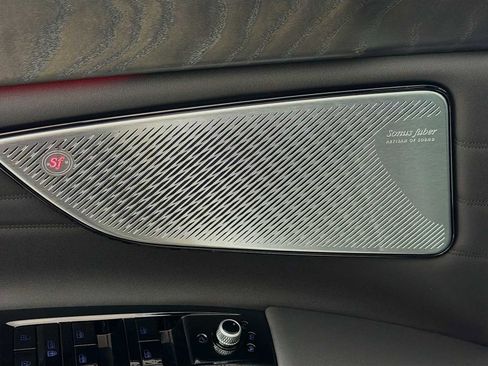 Used 2025 Maserati Grecale Modena image 38