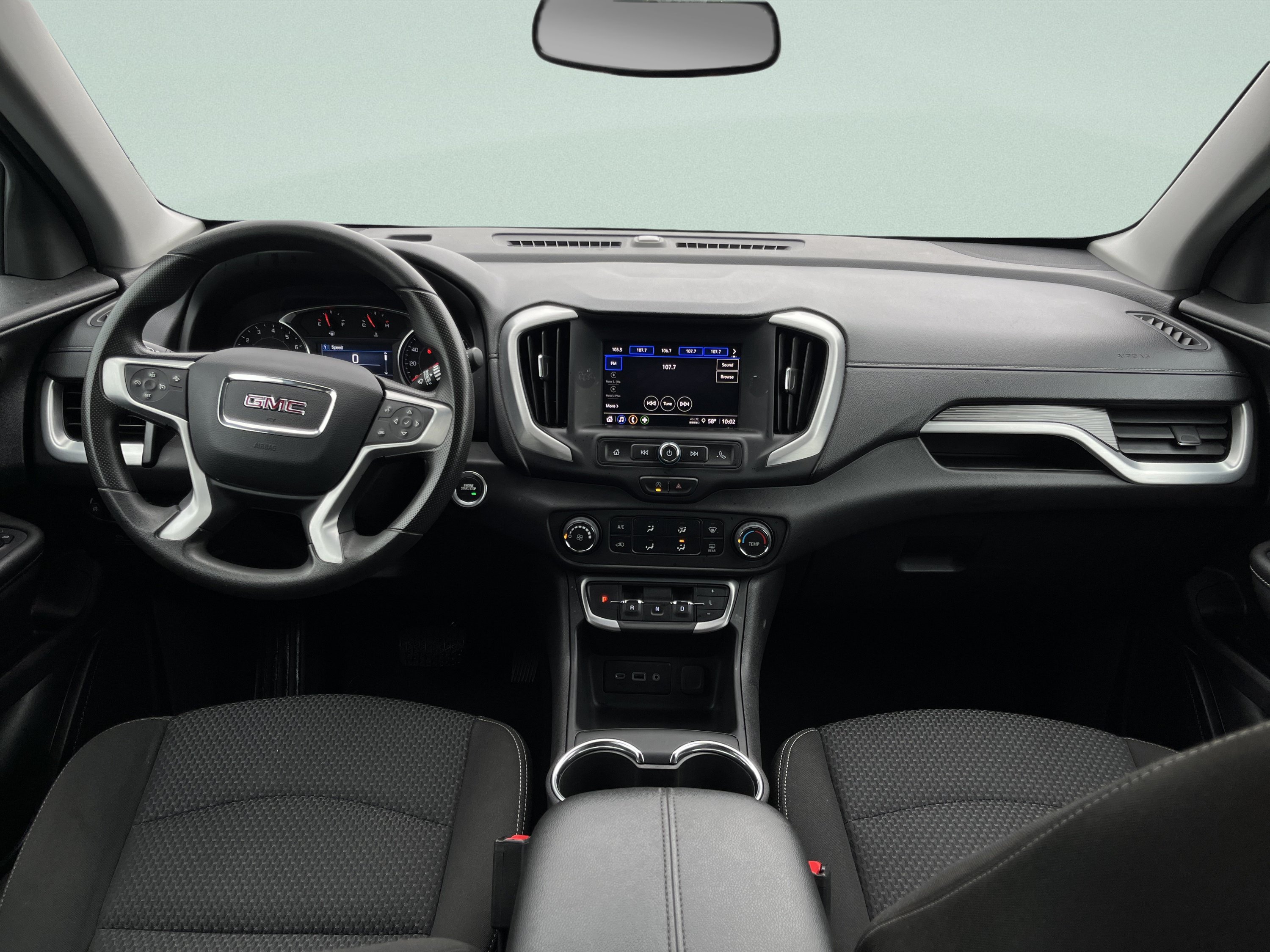 Used 2024 GMC Terrain SLE AWD/4WD image 26