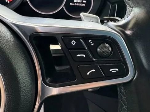 Used 2019 Porsche Cayenne AWD/4WD image 32