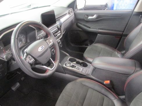 Used 2022 Ford Escape SEL w/ SEL Stealth AWD Package image 27