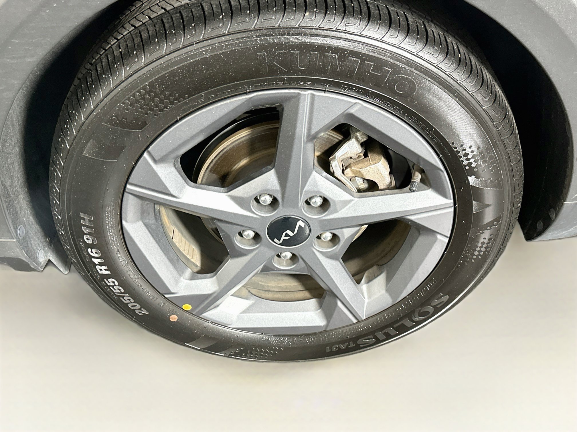 Used 2025 Kia K4 FWD image 11