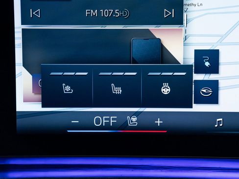 Used 2024 BMW i7 xDrive60 image 14