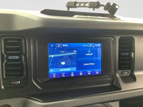 Used 2022 Ford Bronco Black Diamond AWD/4WD image 18