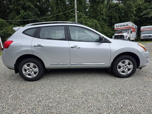 Used 2014 Nissan Rogue S w/ Convenience Package AWD/4WD image 6