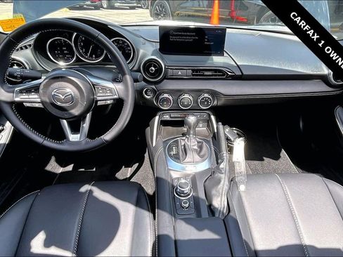 Used 2025 MAZDA MX-5 Miata RF Grand Touring RWD image 5