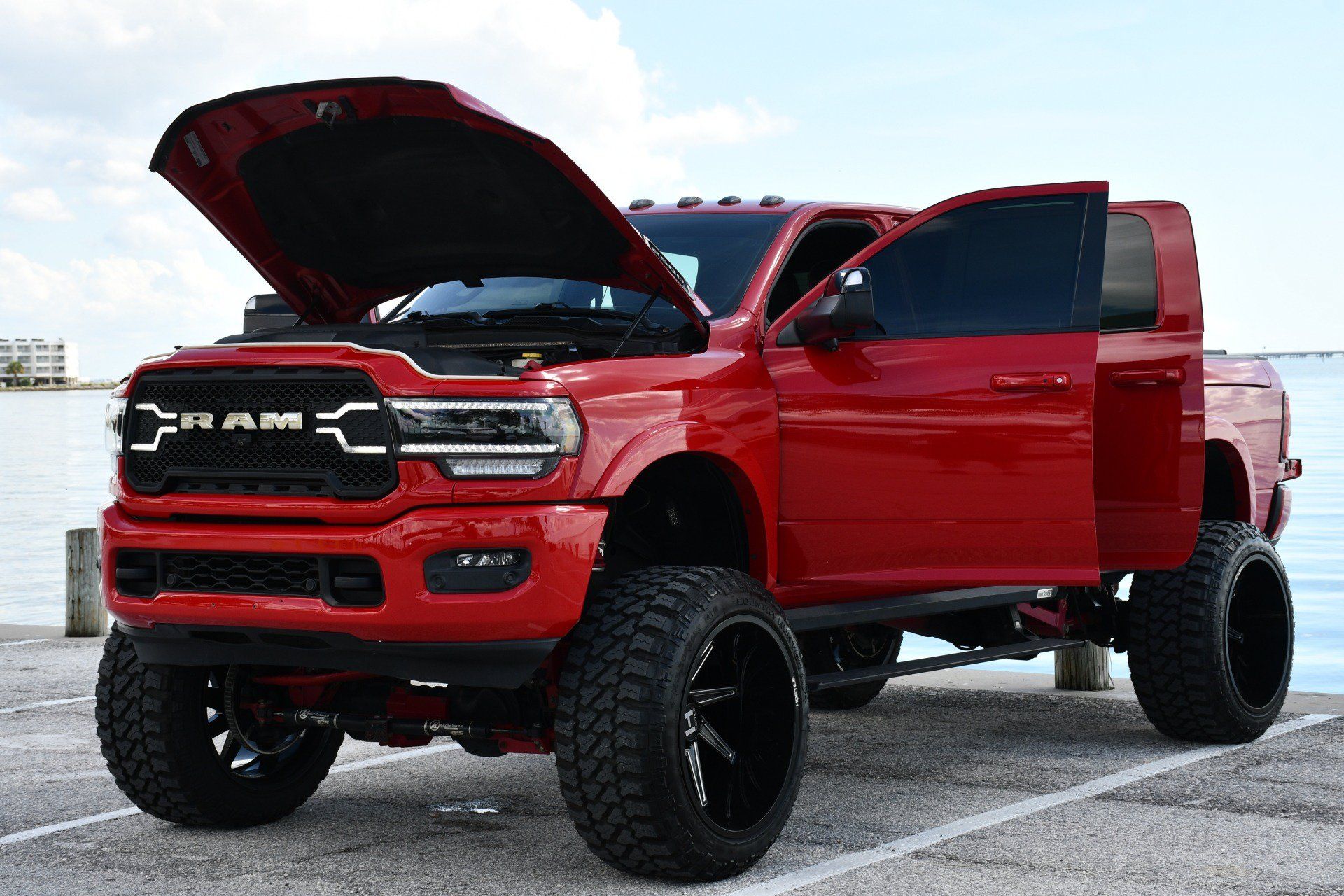 Used 2020 RAM 2500 Laramie w/ Night Edition AWD/4WD image 92
