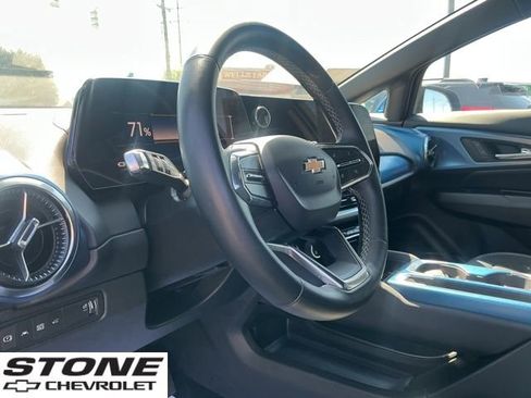 Certified 2025 Chevrolet Equinox EV LT w/ Convenience Package image 13