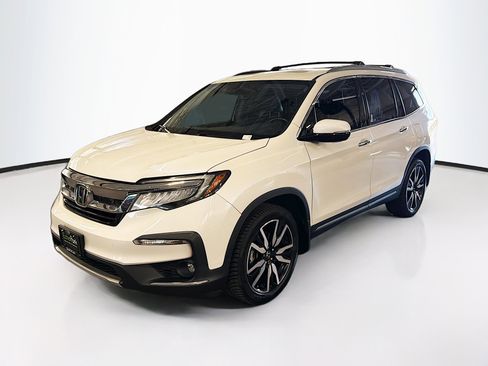 Used 2019 Honda Pilot Elite image 3