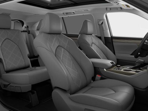 New 2026 Toyota Highlander Platinum AWD/4WD image 28