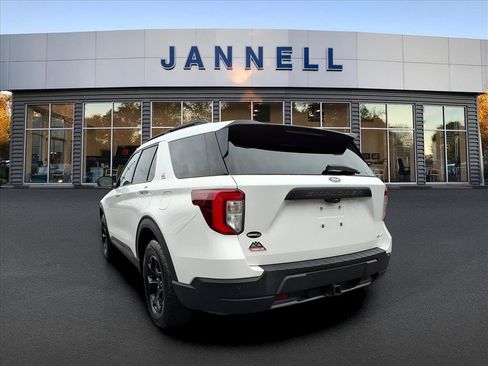 Used 2022 Ford Explorer Timberline image 3