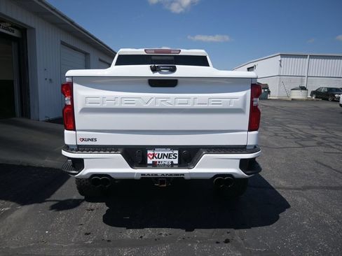 Used 2021 Chevrolet Silverado 1500 RST w/ Convenience Package II AWD/4WD image 18