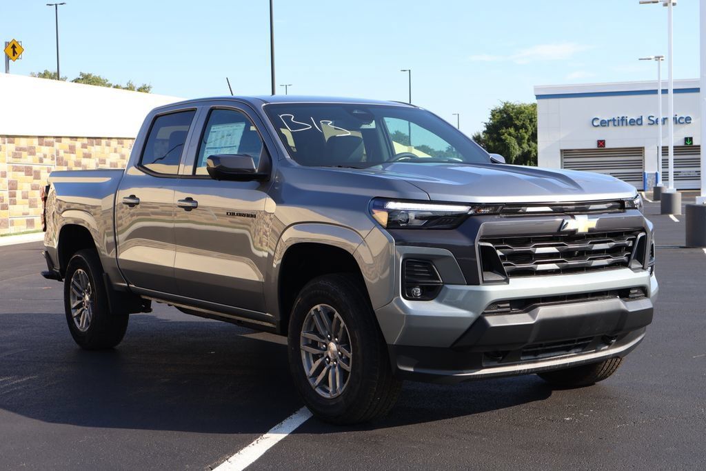 New 2026 Chevrolet Colorado LT w/ LT Convenience Package AWD/4WD image 10