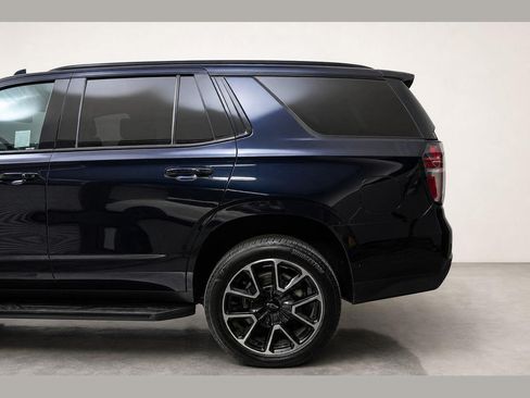 Used 2022 Chevrolet Tahoe RST w/ Luxury Package AWD/4WD image 11