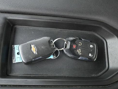 Used 2020 Chevrolet Silverado 1500 LT Trail Boss w/ Convenience Package image 13