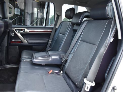 Used 2018 Lexus GX 460 Luxury AWD/4WD image 26
