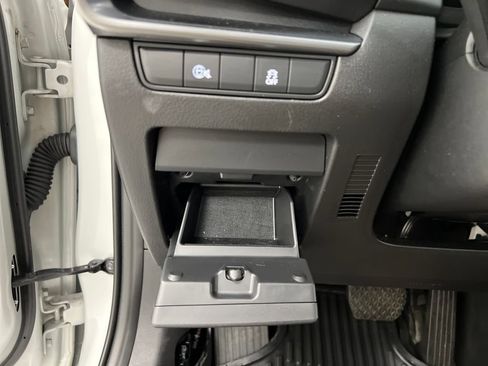 Used 2025 MAZDA MAZDA3 s Sport FWD image 44