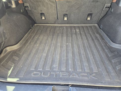 Used 2018 Subaru Outback 3.6R Touring image 44