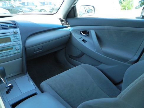 Used 2007 Toyota Camry Hybrid FWD image 17