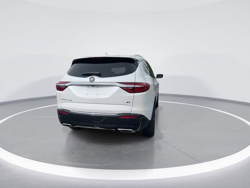 Used 2021 Buick Enclave Essence w/ Sport Touring Edition image 8