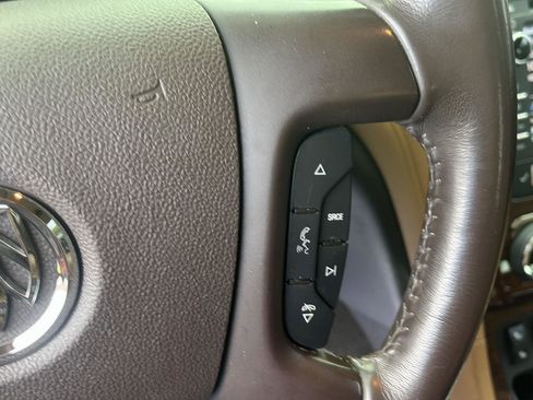 Used 2017 Buick Enclave Leather w/ Trailering Package image 11