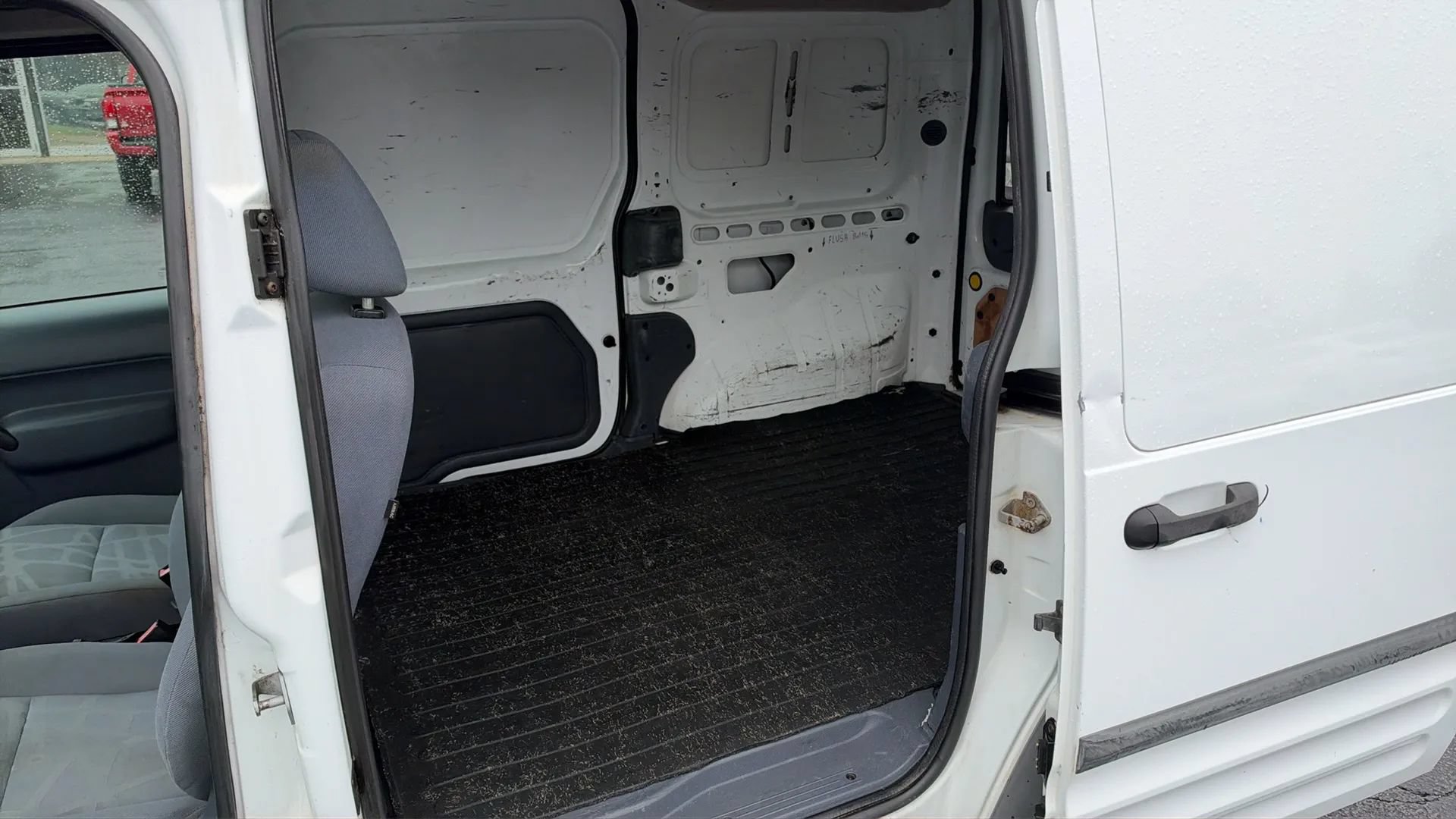 Used 2012 Ford Transit Connect XLT FWD image 12
