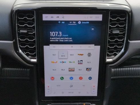 Used 2024 Ford Ranger XLT w/ Technology Package RWD image 18