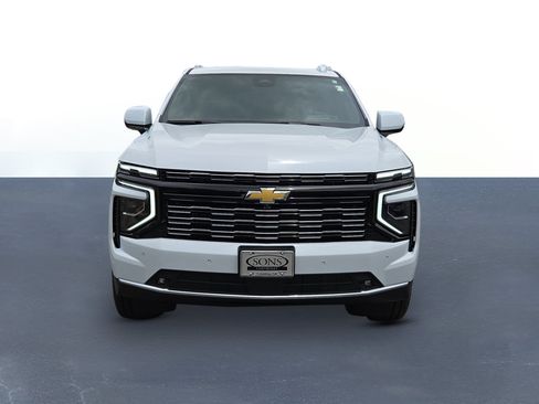 New 2026 Chevrolet Suburban High Country AWD/4WD image 2