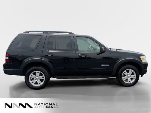 Used 2007 Ford Explorer XLT AWD/4WD image 6