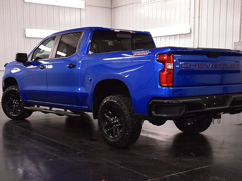 Used 2023 Chevrolet Silverado 1500 LT Trail Boss w/ LT Trail Boss Premium Package AWD/4WD image 5