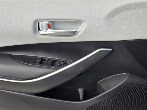 Used 2022 Toyota Corolla SE image 27