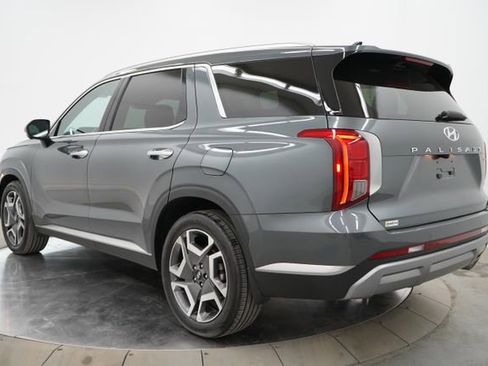 Used 2024 Hyundai Palisade SEL w/ Premium Package AWD/4WD image 5