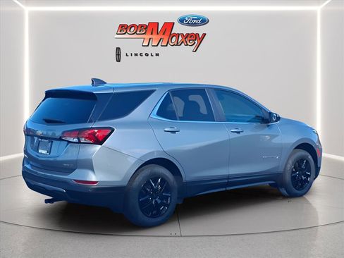 Used 2023 Chevrolet Equinox LT w/ LPO, Floor Liner Package image 4