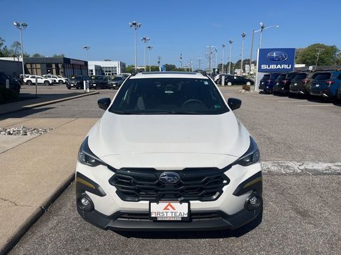 Used 2025 Subaru Crosstrek 2.5i Sport w/ Crosstrek Mirror Package image 8