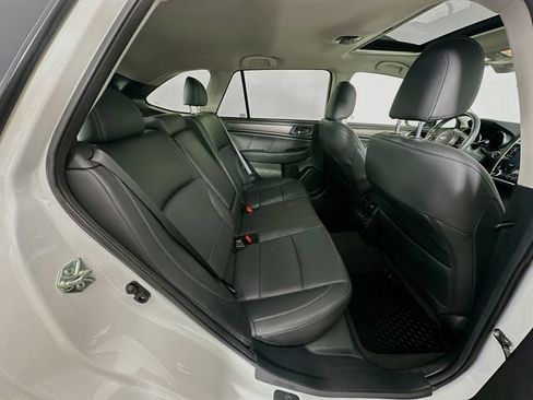 Used 2019 Subaru Outback 2.5i Limited AWD/4WD image 33
