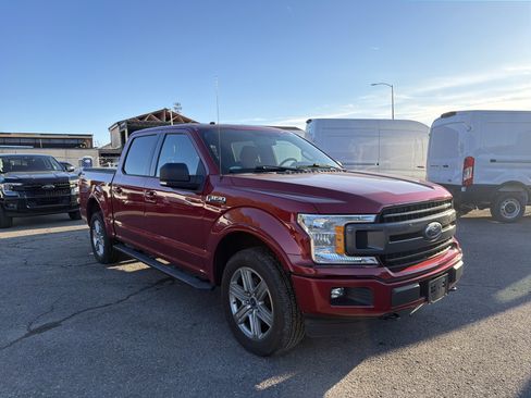 Used 2018 Ford F150 XLT w/ Equipment Group 302A Luxury image 3