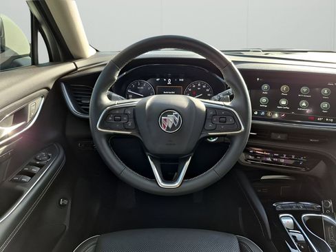 Used 2023 Buick Envision Essence image 24