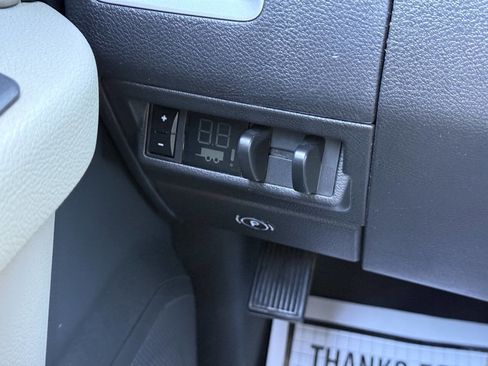 Used 2012 RAM 1500 Big Horn image 26